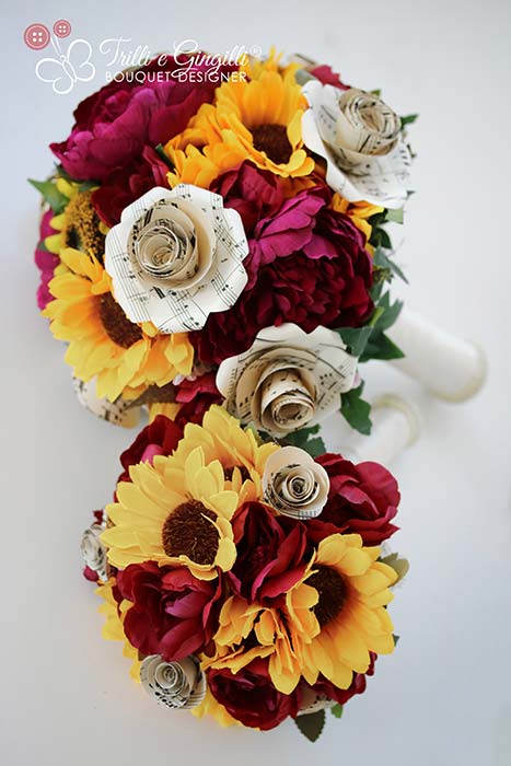 bouquet sposa a tema musica con girasoli e rose di carta