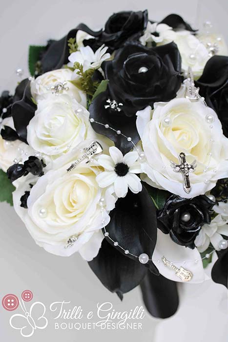 bouquet sposa originale bianco e nero rock