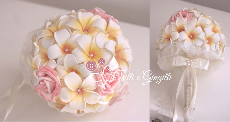 frangipani bouquet con rose