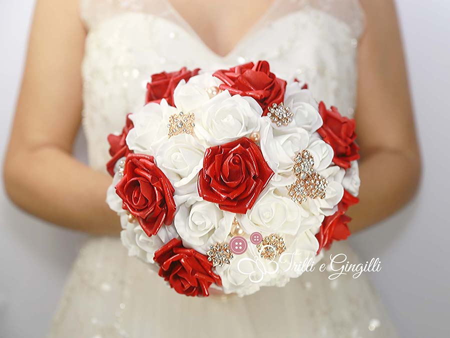 bouquet-rose-rosse-bianche-oro