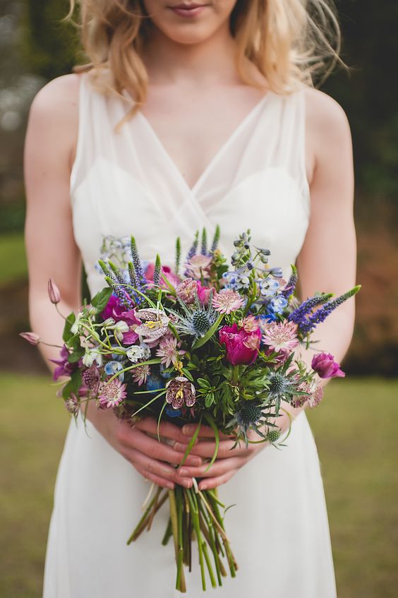 bouquet sposa hippie fiori campo