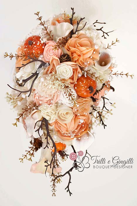 bouquet sposa a cascata per matrimonio autunno