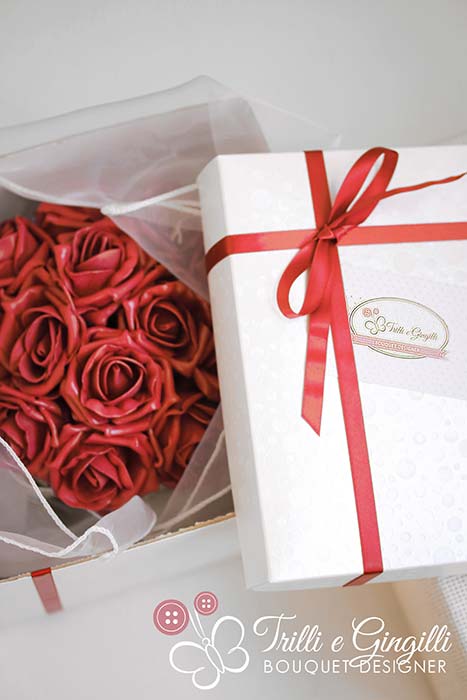 flower box rose rosse