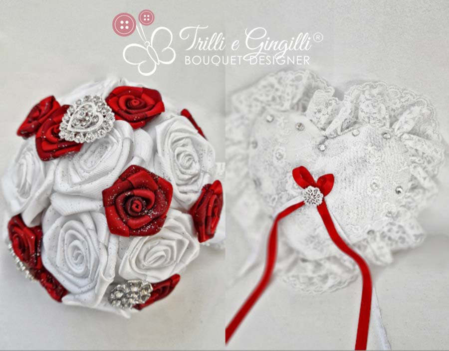 Cuscino porta fedi a forma di cuore coordinato al bouquet sposa